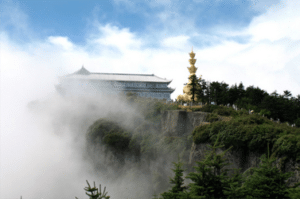 C:\siteweb\ccc-paris.org\files\Dossier_Le_Mont_Emei_4.png