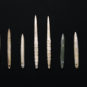 1.成组玉锥形器 Série d'objets coniques en jade