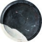 4.刻纹陶豆2 Récipient dou 豆 à motif gravé en poterie