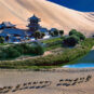 2 鸣沙山月牙泉景区（敦煌市）Site de la Source du croissant de lune de la montagne Mingsha (ville de Dunhuang)