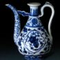 Carafe à anse motif branche pliée, fleur et fruit en fleuri bleu 青花折枝花果纹执壶